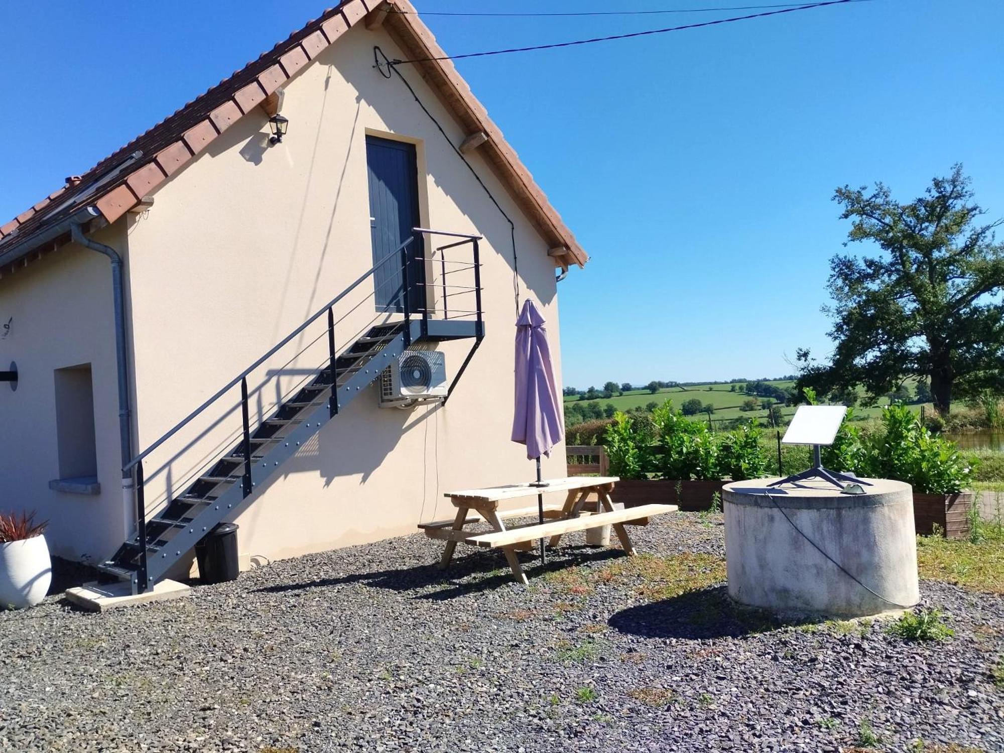 Gite Les Grandes Menieres Proche Du Pal Le Donjon Buitenkant foto
